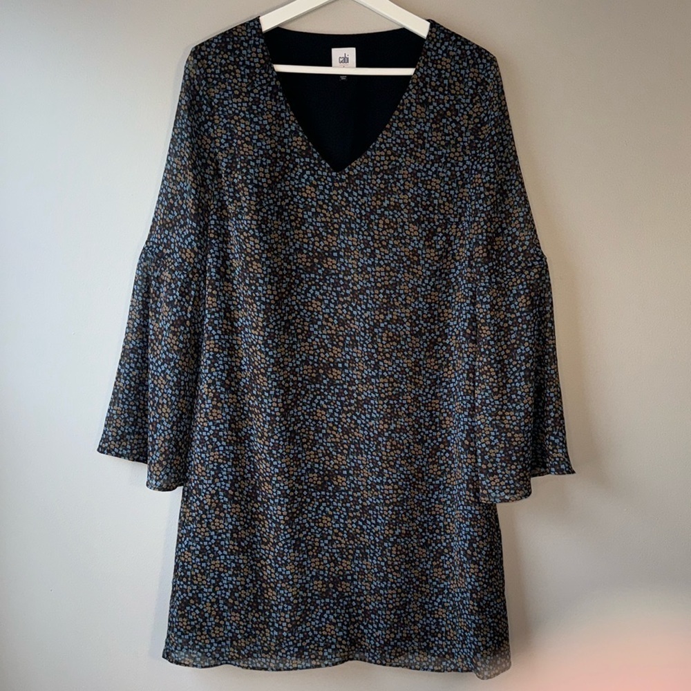 Cabi Poise Shift Dress Bell Sleeves Ditsy Floral Style 3648 Small Whimsigoth - Picture 5 of 12